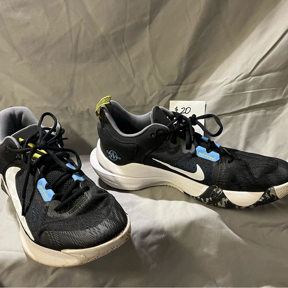 Men’s Nike Basketball Shoes